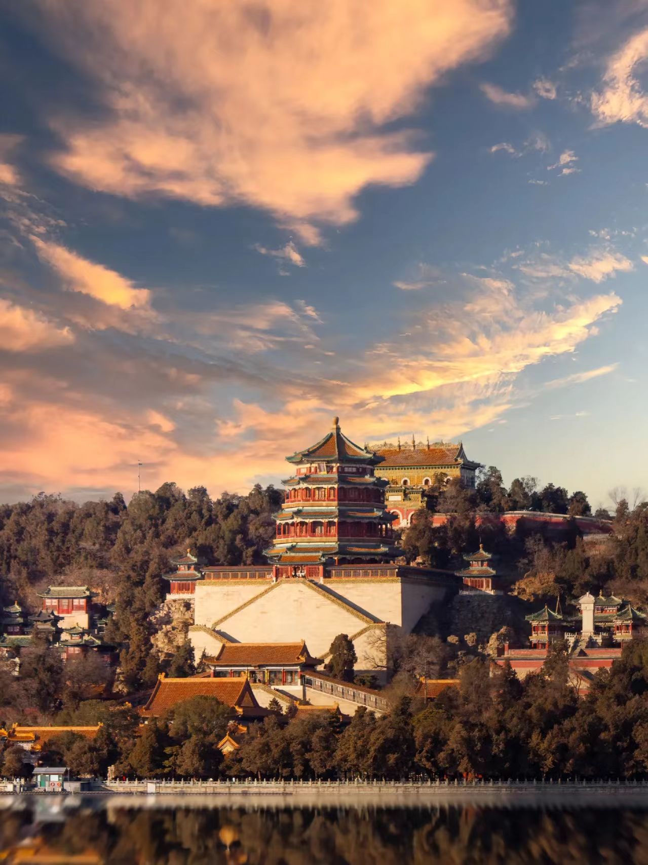 Cultural Etiquette and Travel Precautions for Visiting Historical Sites in China – A Guide for Private Tour Travelers